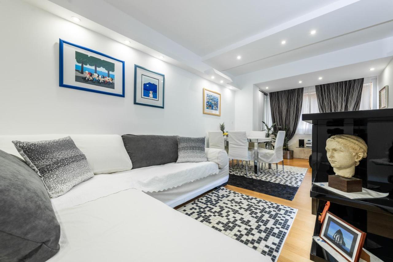 Luxury Apartment Set สปลิท ภายนอก รูปภาพ