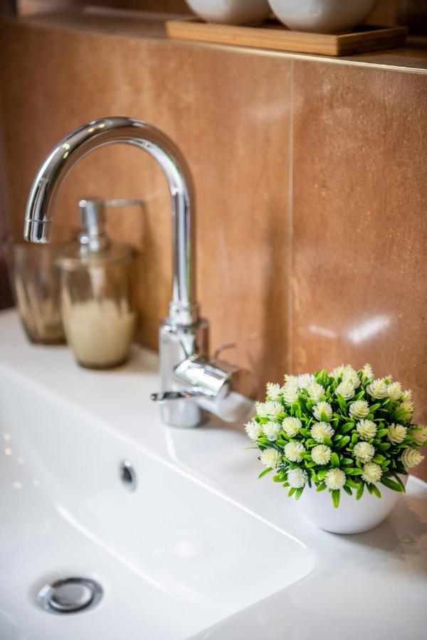 Luxury Apartment Set สปลิท ภายนอก รูปภาพ